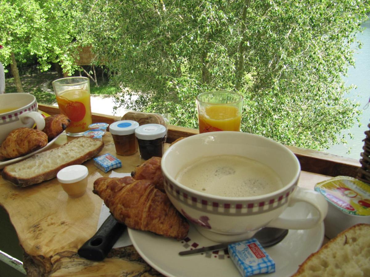 Camping Belle Riviere Chaniers ภายนอก รูปภาพ
