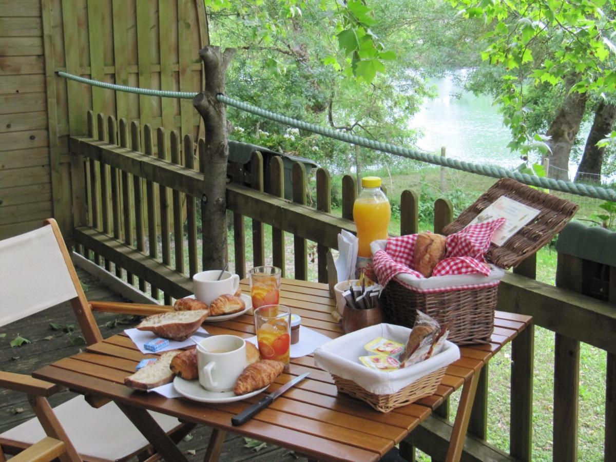Camping Belle Riviere Chaniers ภายนอก รูปภาพ