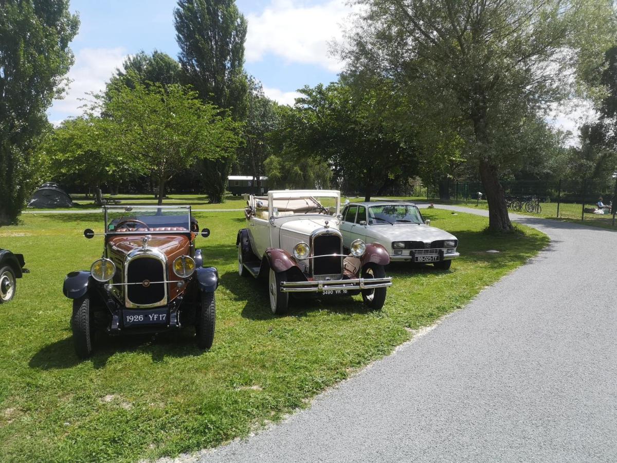 Camping Belle Riviere Chaniers ภายนอก รูปภาพ