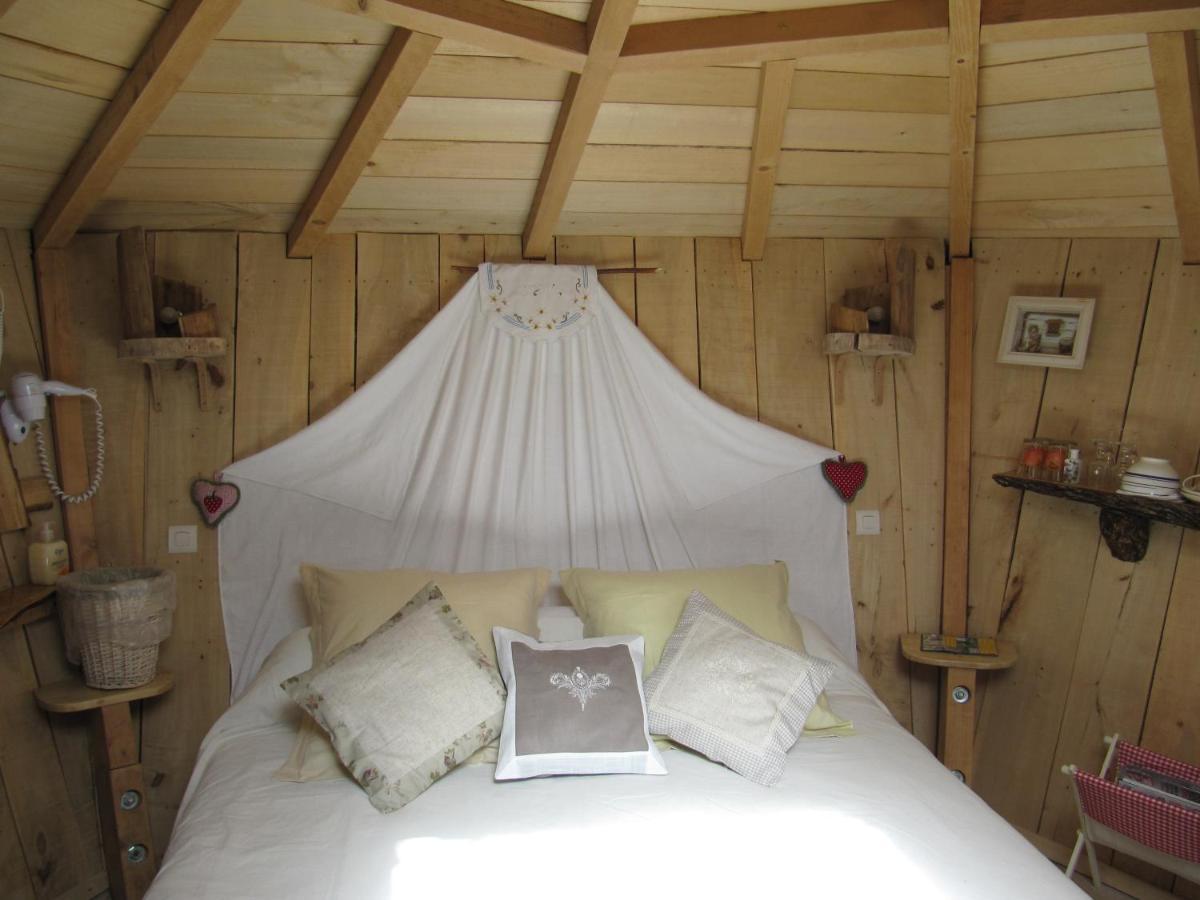 Camping Belle Riviere Chaniers ภายนอก รูปภาพ