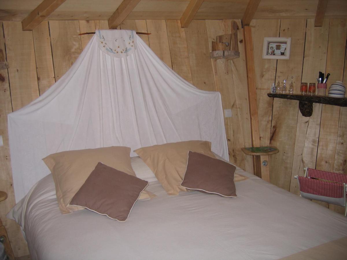 Camping Belle Riviere Chaniers ภายนอก รูปภาพ