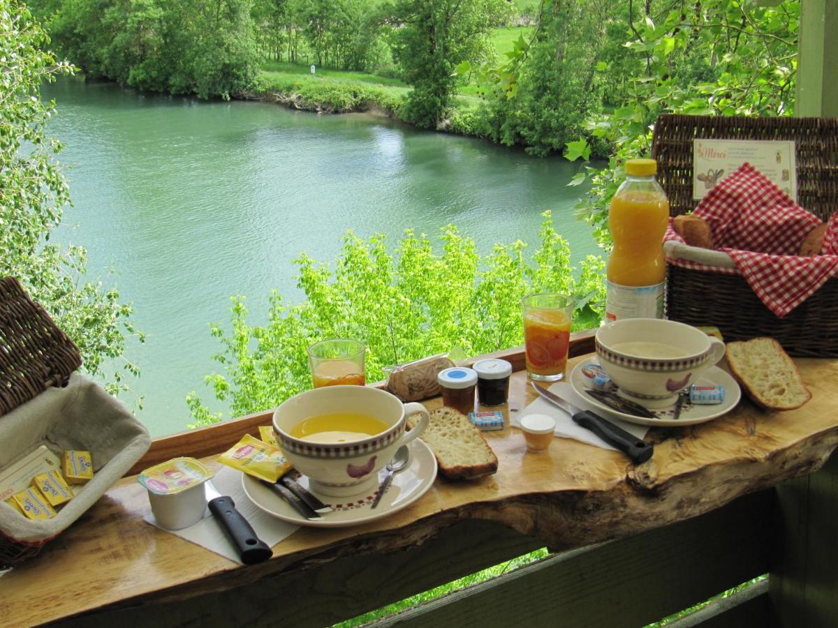 Camping Belle Riviere Chaniers ภายนอก รูปภาพ