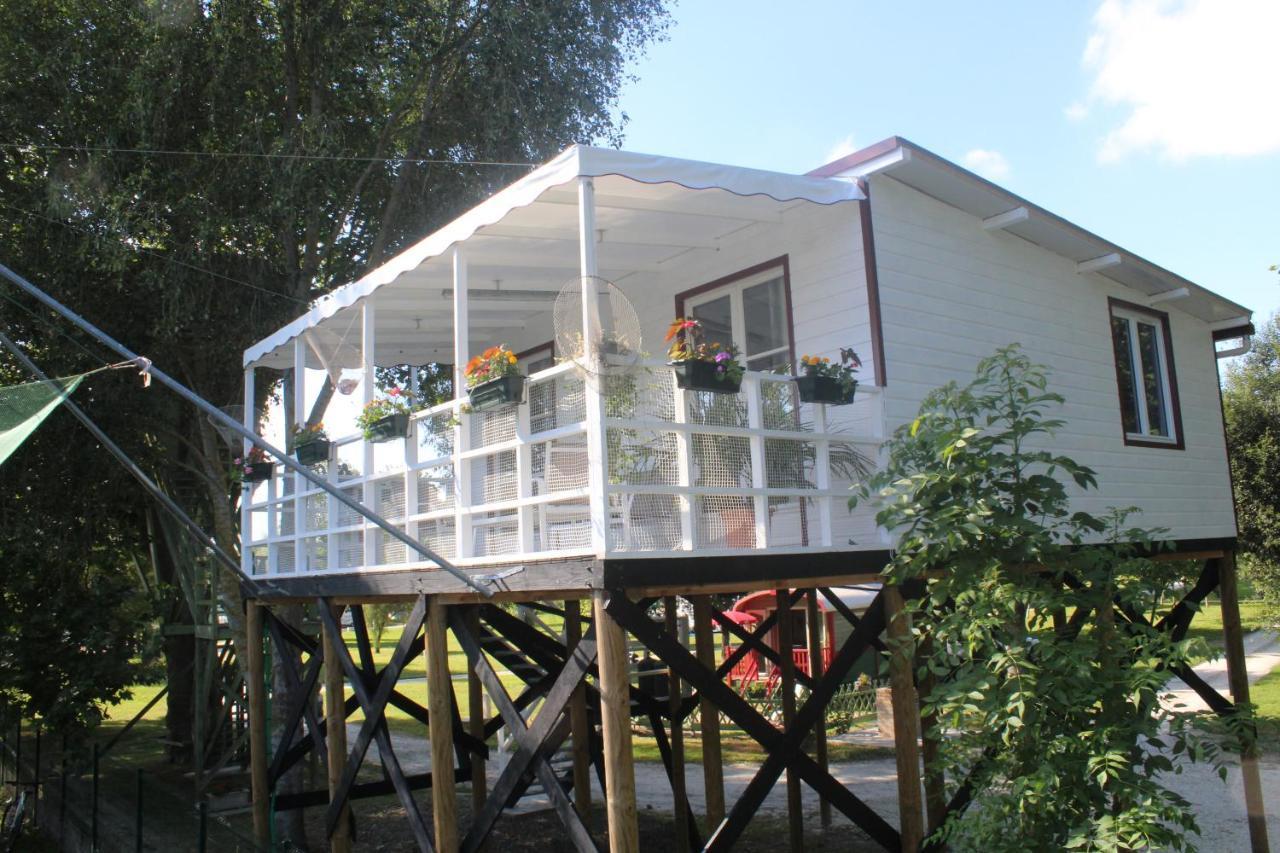 Camping Belle Riviere Chaniers ภายนอก รูปภาพ