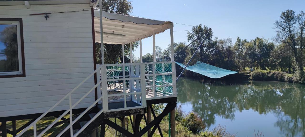 Camping Belle Riviere Chaniers ภายนอก รูปภาพ