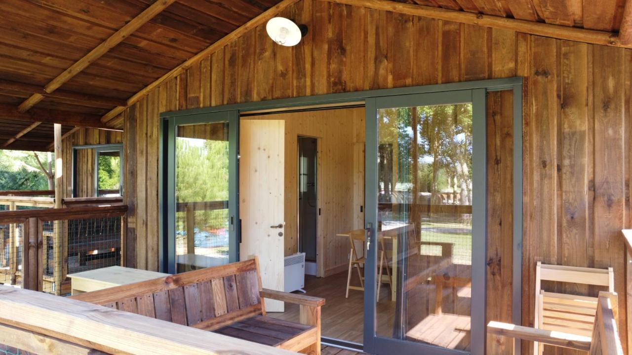 Camping Belle Riviere Chaniers ภายนอก รูปภาพ