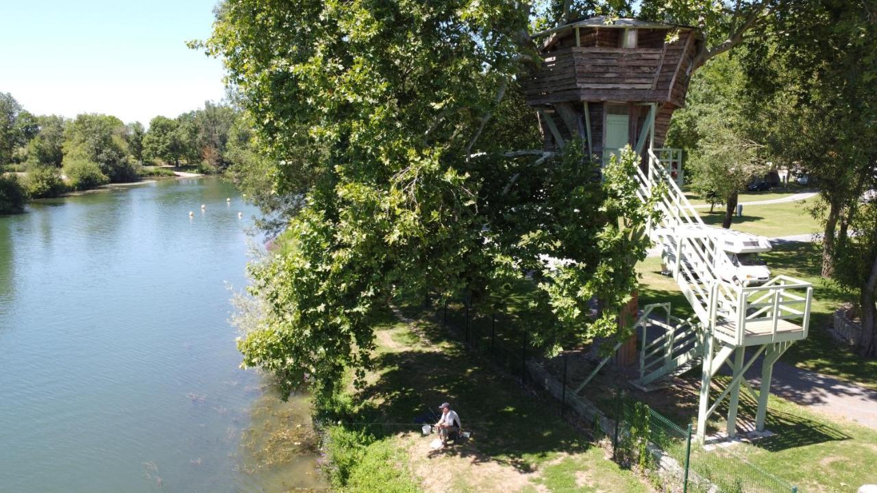 Camping Belle Riviere Chaniers ภายนอก รูปภาพ